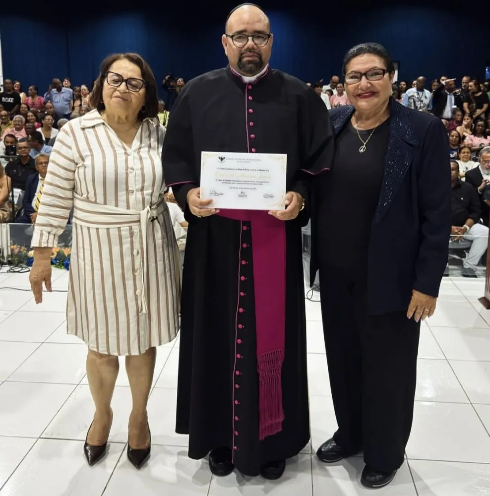 Maria Imperatriz, Padre Alex Oliveira de Almeida, Aleide Freire - Foto: Reprodu&ccedil;&atilde;o / Instagram @camaradiasdavila