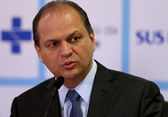 Ministro nega que SUS será afetado por corte de verba