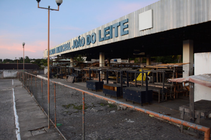 Prefeita assina ordem de serviço para revitalização de Mercado 