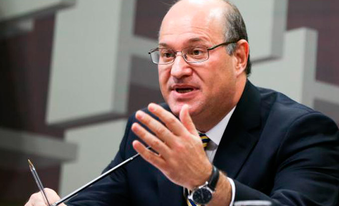 Senado aprova indicação de Ilan Goldfajn