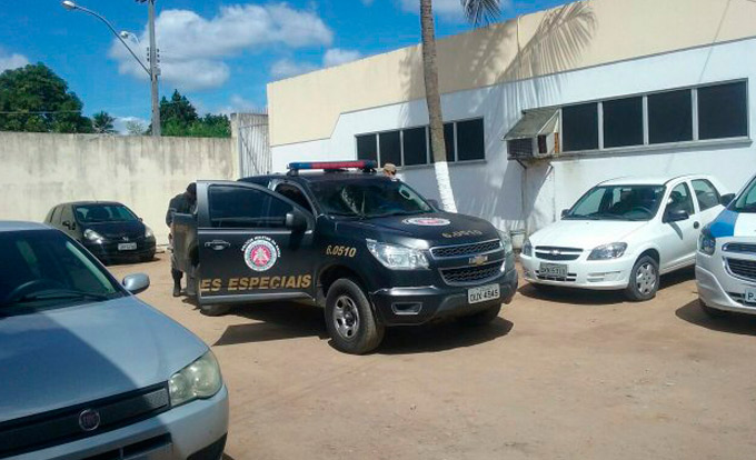 Bope desativa dinamite encontradas em presídio 