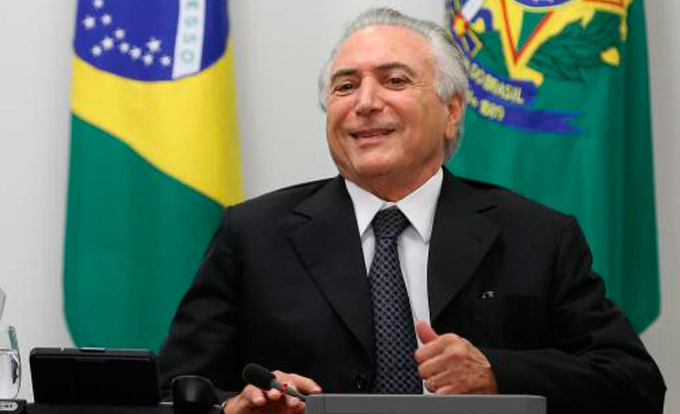 Temer completa um mês na Presidência neste domingo