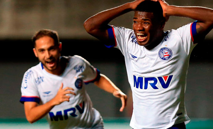 Bahia vence CRB por 3 a 0 e dorme na vice-liderança