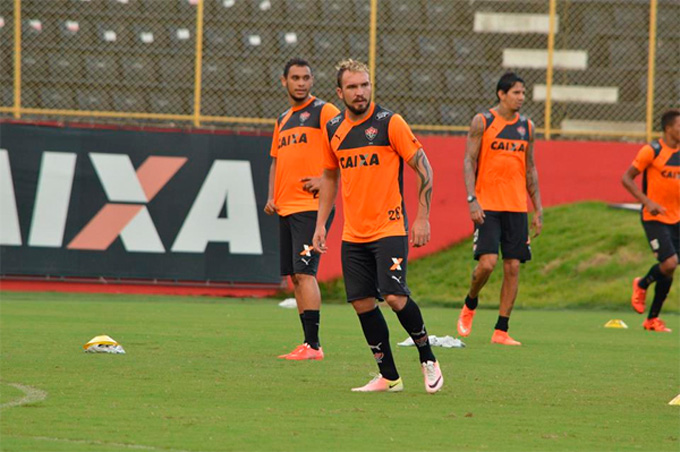 Willian Farias pede mudança de postura contra o São Paulo