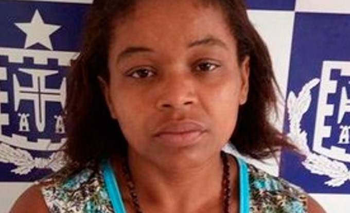 Lavradora é presa suspeita de permitir abuso contra filha 