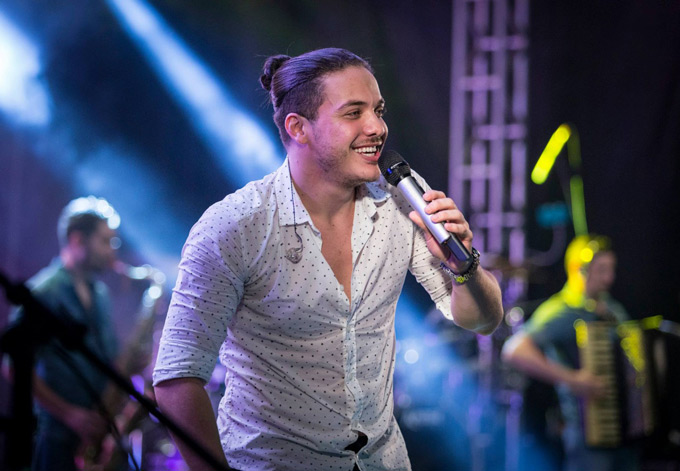 Wesley Safadão acusado de calote de mais de R$ 1,5 milhão