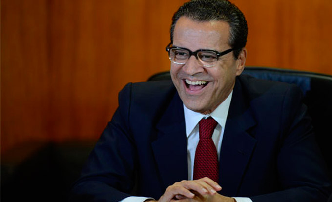 Ministro do Turismo pede demissão do cargo