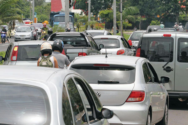Carros com placas de final 6 têm 5% de desconto no IPVA 