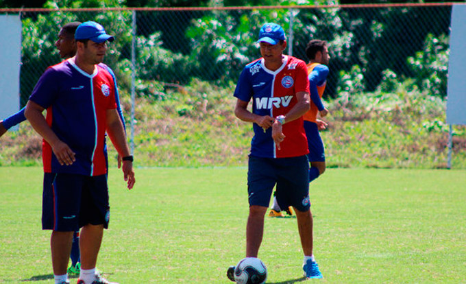 Bahia enfrenta o Tupi-MG nesta terça 