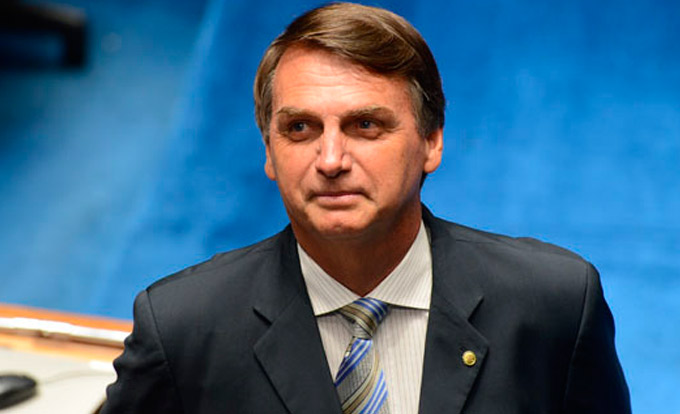 Bolsonaro vira réu no STF por incitação ao crime de estupro
