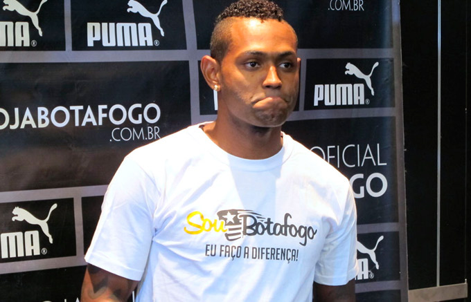 Acusado de estupro, Jobson ficará em presídio superlotado