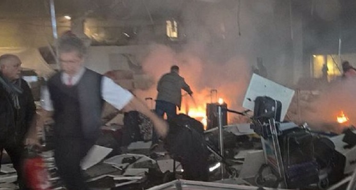 Número de mortos em ataque a aeroporto de Istambul sobe para 41