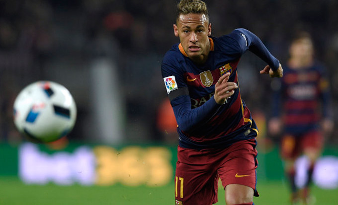 Neymar acerta seu novo contrato com time europeu