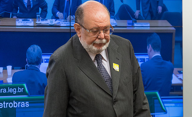 Lula ajudou OAS a obter obra de R$ 1 bilhão, diz PF