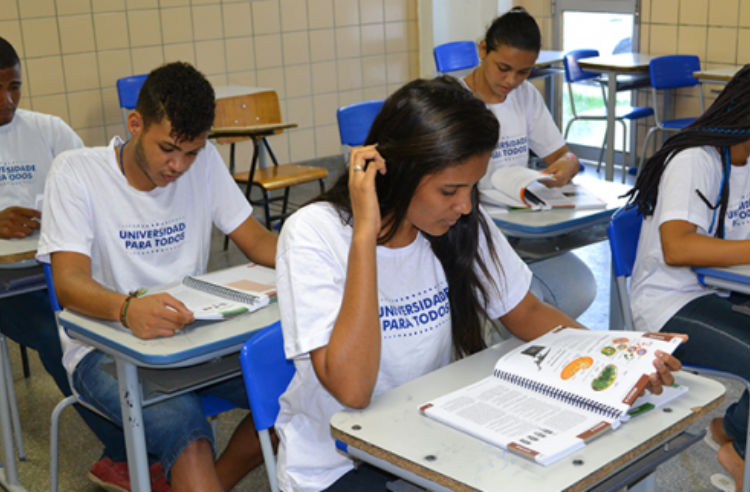 Matrículas e aulas do Universidade Para Todos iniciam nesta segunda