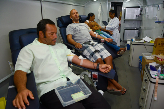 Moradores participam do 1ª dia de doação de sangue