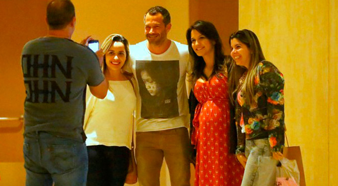 Kyra Gracie e Malvino vão às compras para o bebê