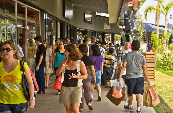 Outlet Premium Salvador lança promoção com descontos de até 80%