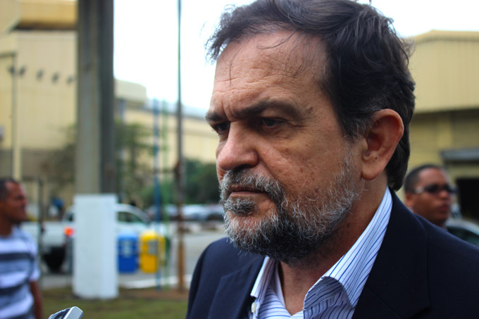 Pinheiro pedia dinheiro à empreteira para campanha, diz coluna