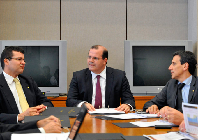 Copom inicia hoje reunião para definir taxa básica de juros