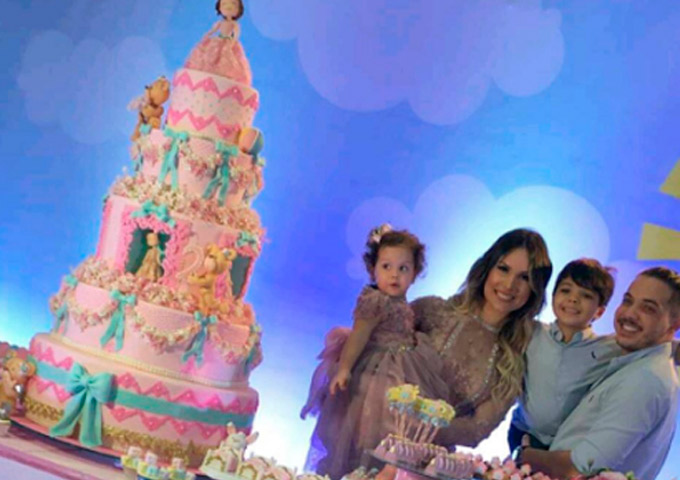 Safadão comemora aniversário da filha Ysis; veja fotos