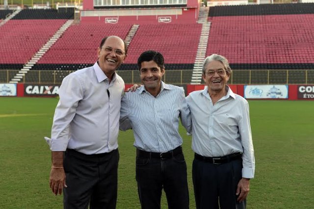 Vitória apresenta projeto arquitetônico da Arena Barradão à Prefeitura