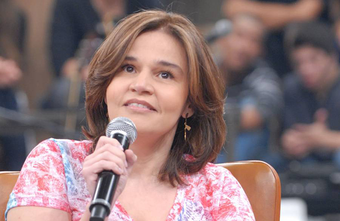 Cláudia Rodrigues sofre fraturas após assalto em Curitiba