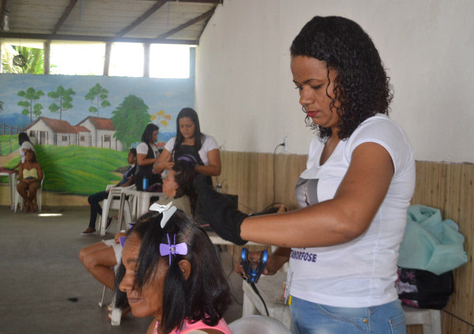Dia de Beleza reúne cerca de 80 mulheres no Toque do Cheff