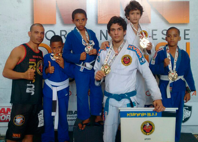 Atletas matenses conquistam medalhas de ouro no Jiu-Jitsu 
