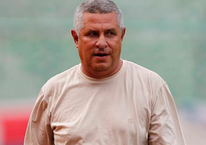 Arnaldo Lira deixa o comando do Flu de Feira