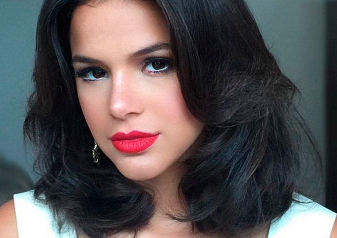 Marquezine festeja aniversário de 21 anos no México