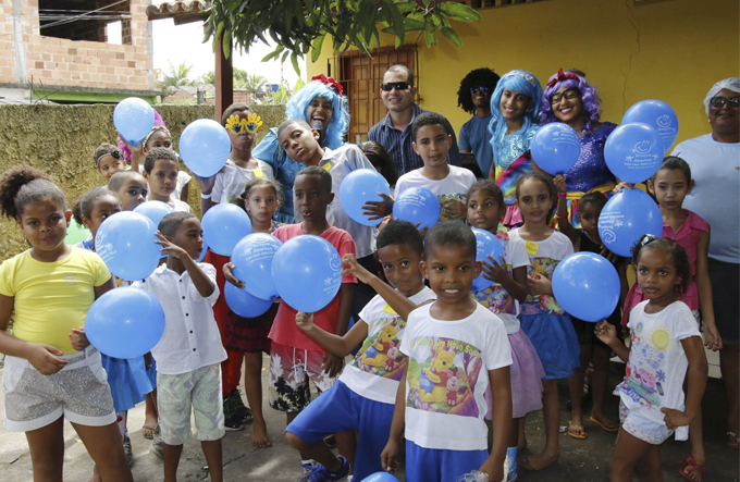 Projeto Braços Abertos é marcado pela solidariedade e diversão