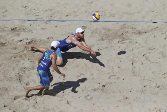 Brasil vence Espanha e passa para quartas de final