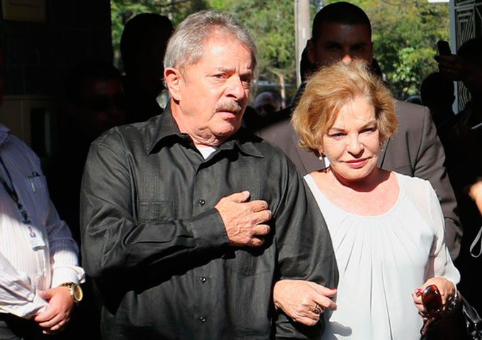 Marisa Letícia e filho de Lula não comparecem a depoimento à PF