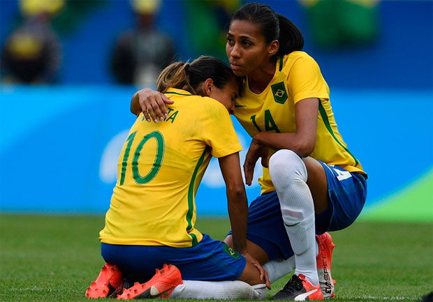 Em partida dramática, seleção feminina dá adeus ao sonho olímpico