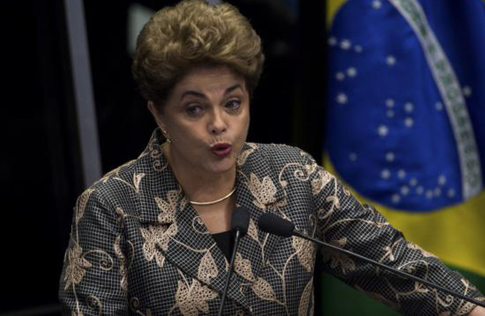 'Impeachment resultará na eleição indireta de um governo usurpador' afirma Dilma