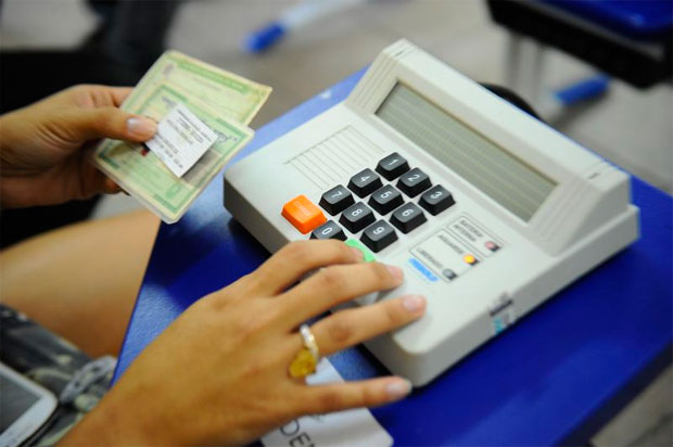 Prazo para retirada de primeiro título se encerra amanhã