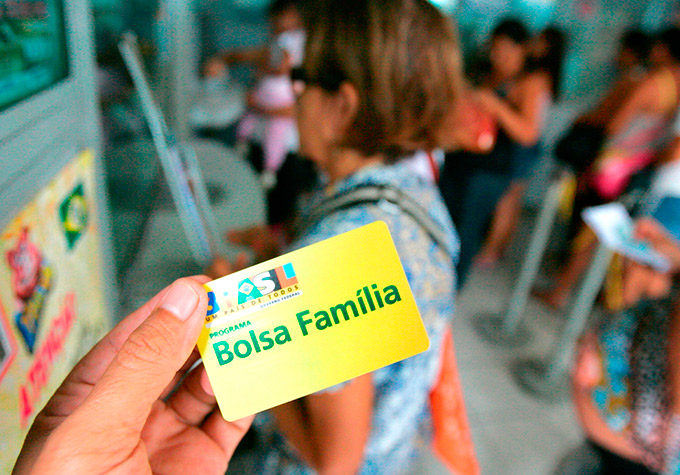 Temer anuncia mudanças em regras do Bolsa Família