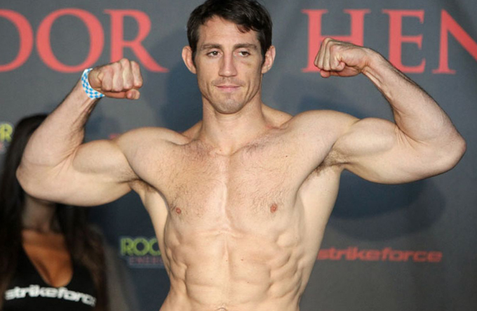 Lutador do UFC confessa ter matado mulheres e crianças