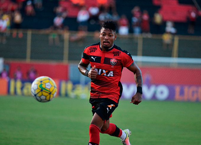 Marinho se tornou o vilão da última derrota do Vitória 