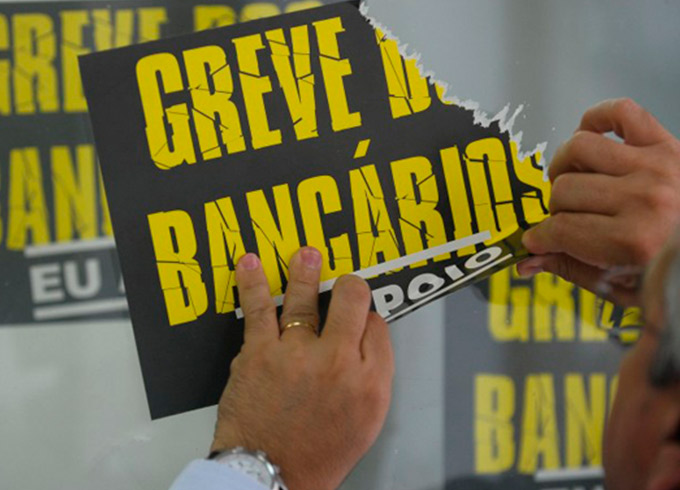 Bancários retomam negociação com a Fenaban