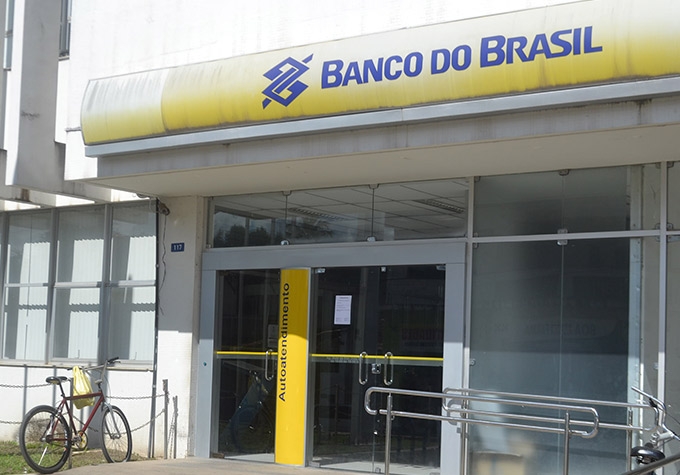 Bancários rejeitam proposta da Fenaban e seguem em greve