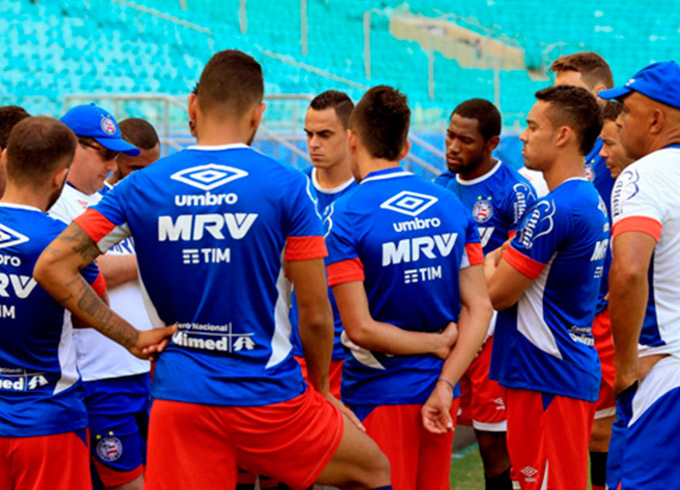 Meia Renato Cajá volta ao Bahia contra o Paysandu