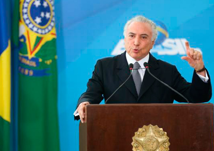 Temer volta a negar perda de direitos trabalhistas