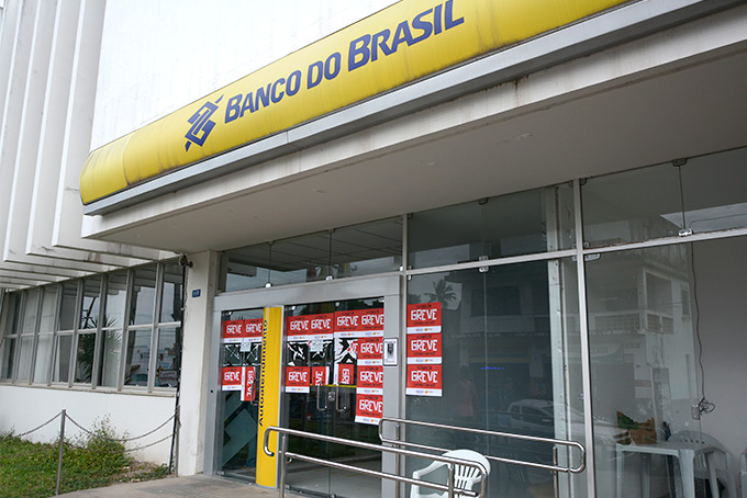 Sem acordo, greve dos bancários entra na terceira semana