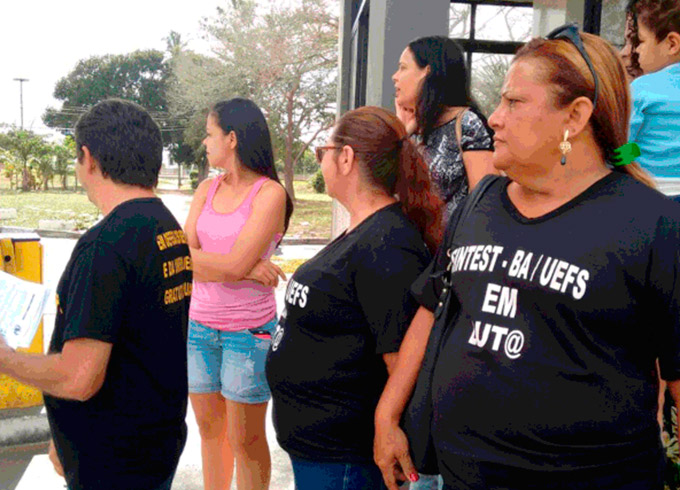 Servidores técnicos de universidades estaduais param atividades