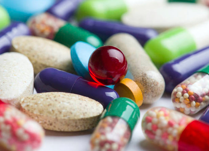 Anvisa proíbe 14 medicamentos e dois cosméticos; veja lista