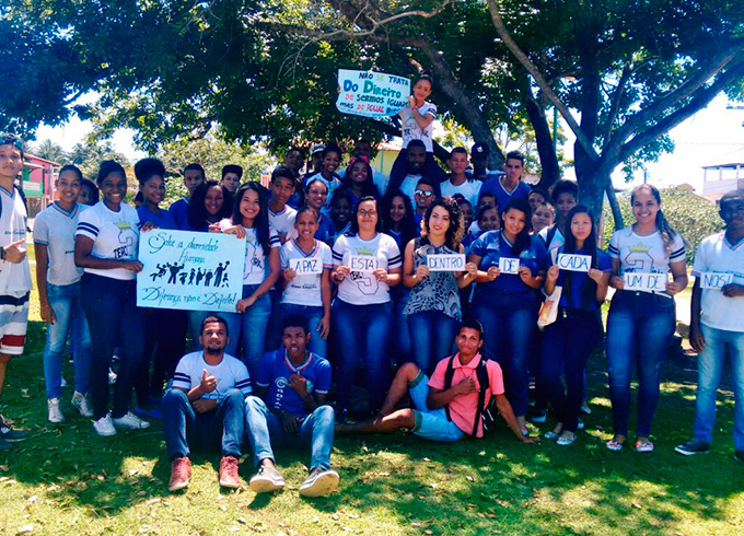 Alunos do litoral participam de gincana beneficente