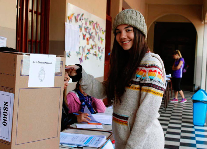 Número de eleitores com 16 anos tem aumento de 118% em 2 anos 