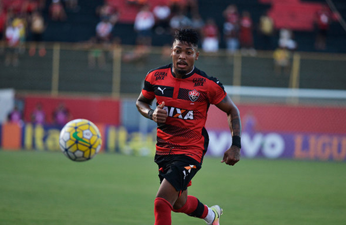  Marinho quer acabar com o jejum de 50 dias sem fazer gol